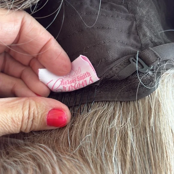 Chelsey smith crowns London apricot standard wig - Picture 9 of 9